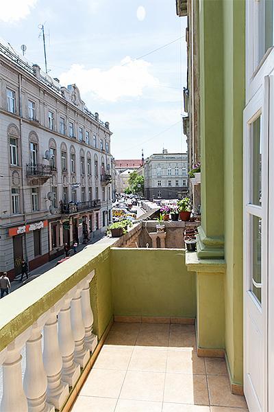 Apartment Vozle Teatra Opery I Baleta Львов Экстерьер фото